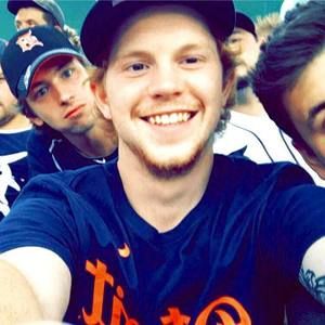 Meet your Posher, Thomas